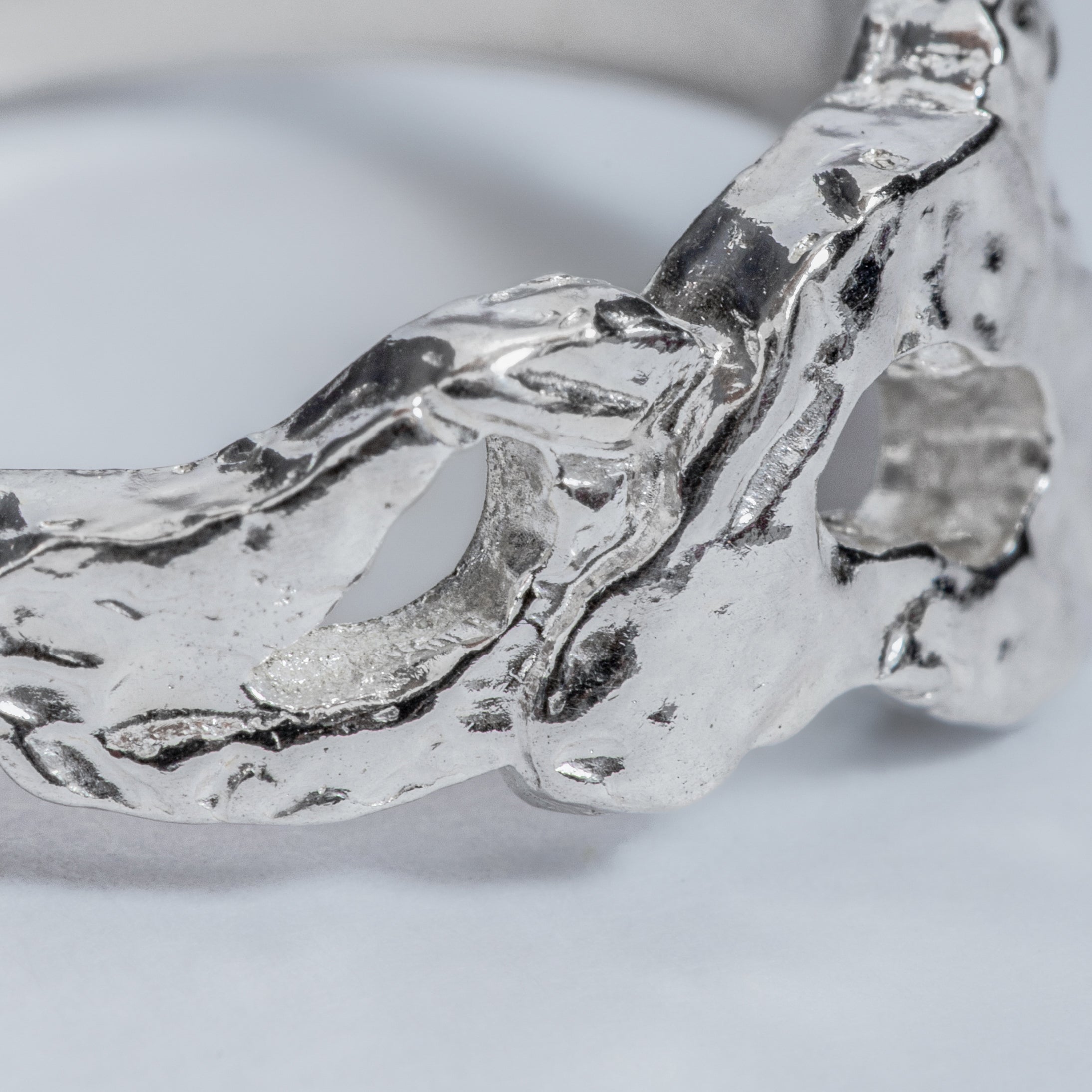 Floating Sculptures Flowers series 01 Ring - THE FACTORY 231