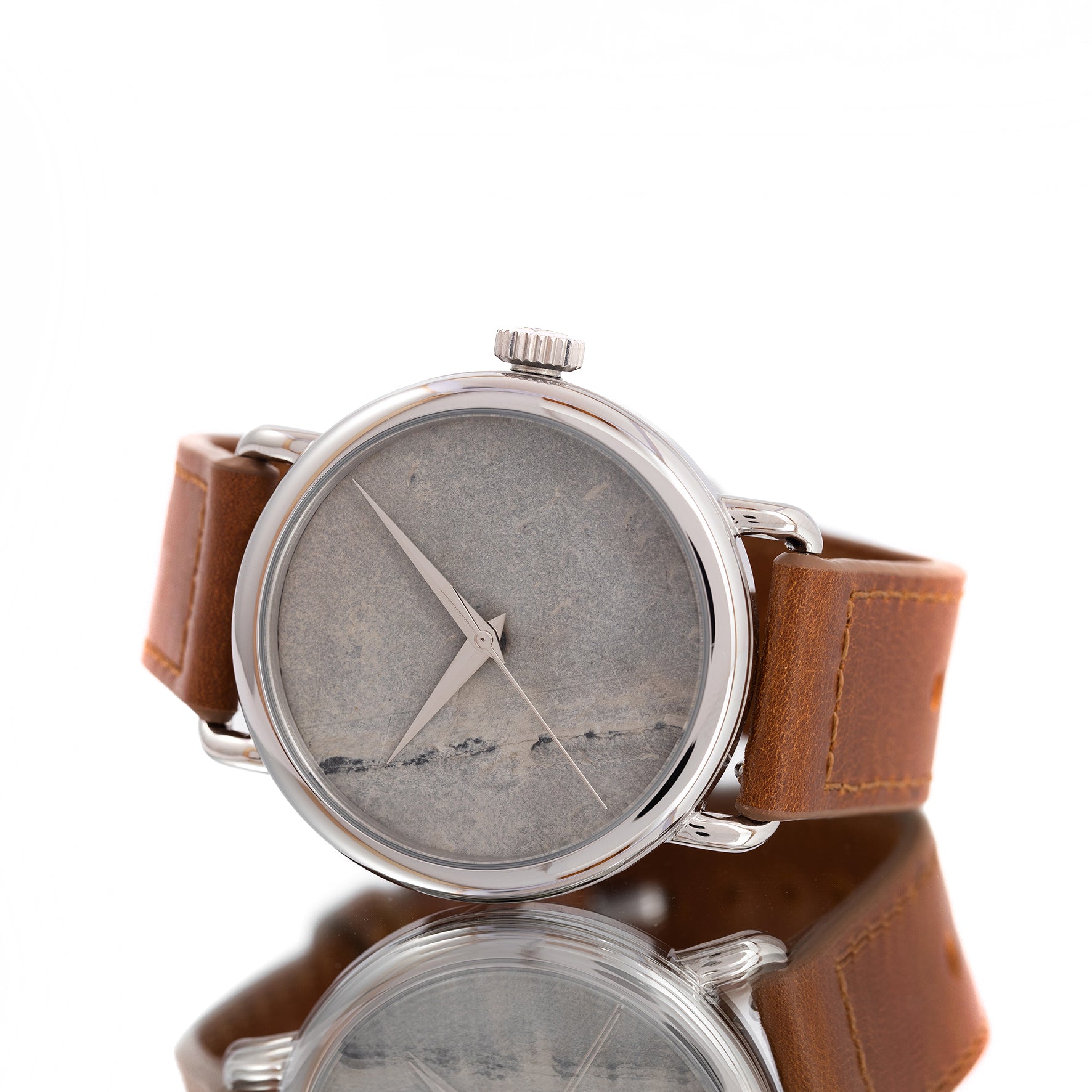 ROUND WATCH 01 SILVER STONE BROWN