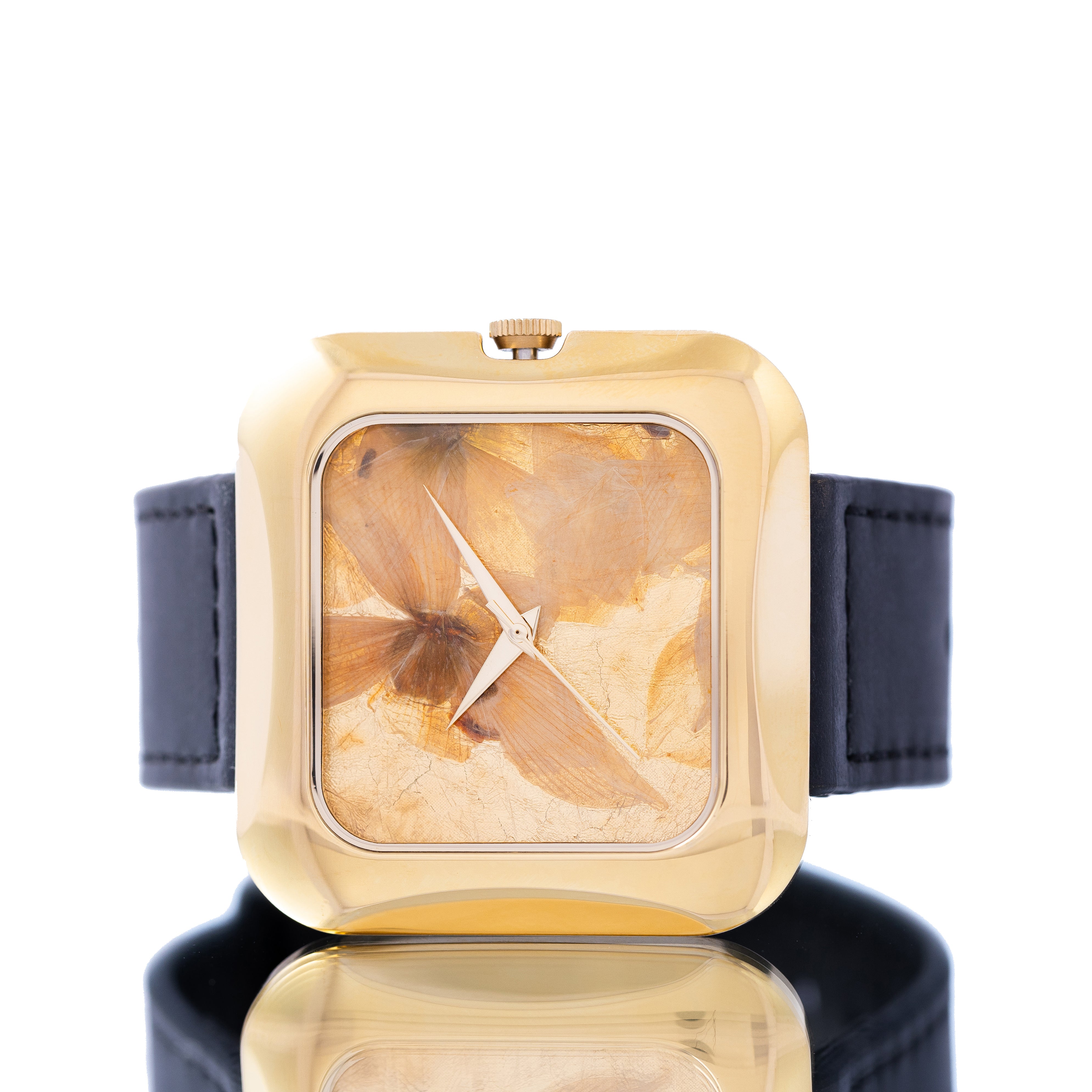 THE 15TH MOMENT GOLD FLOWERS BLACK